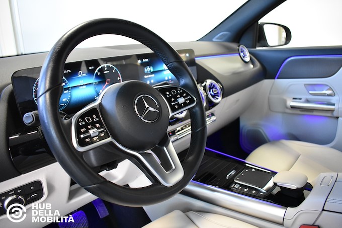 MERCEDES-BENZ GLA 180 d Automatic Sport Plus